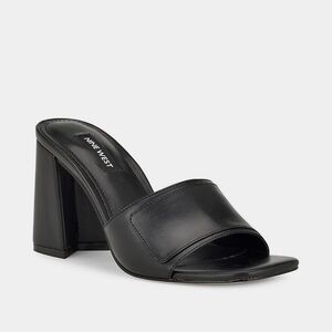 Nine West

Iriss3 High-Heel Leather Slide Sandals